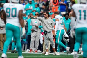 Monday Night Football: Titans @ Dolphins | Week 4 Best Bets