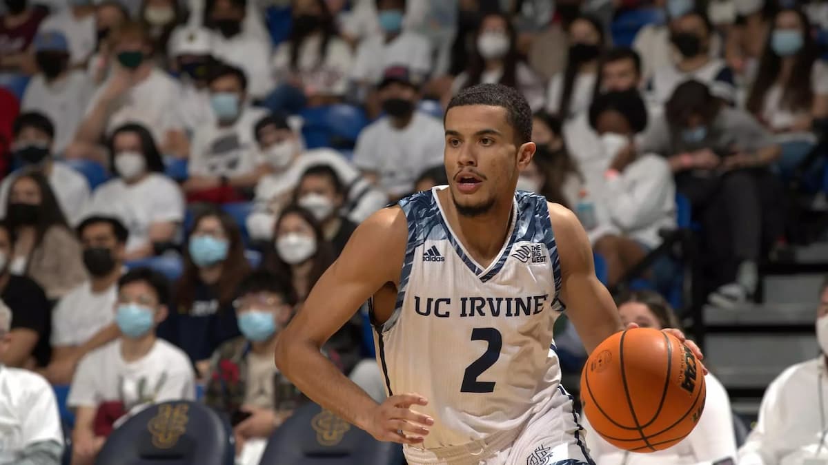 Back the Mocs to take down UC Irvine in the NIT Championship