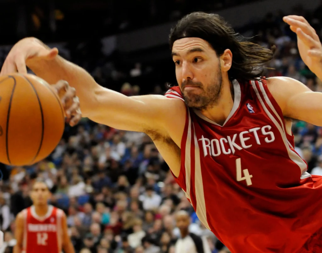Luis Scola