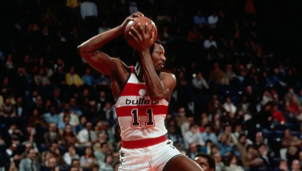 Elvin Hayes Bullets