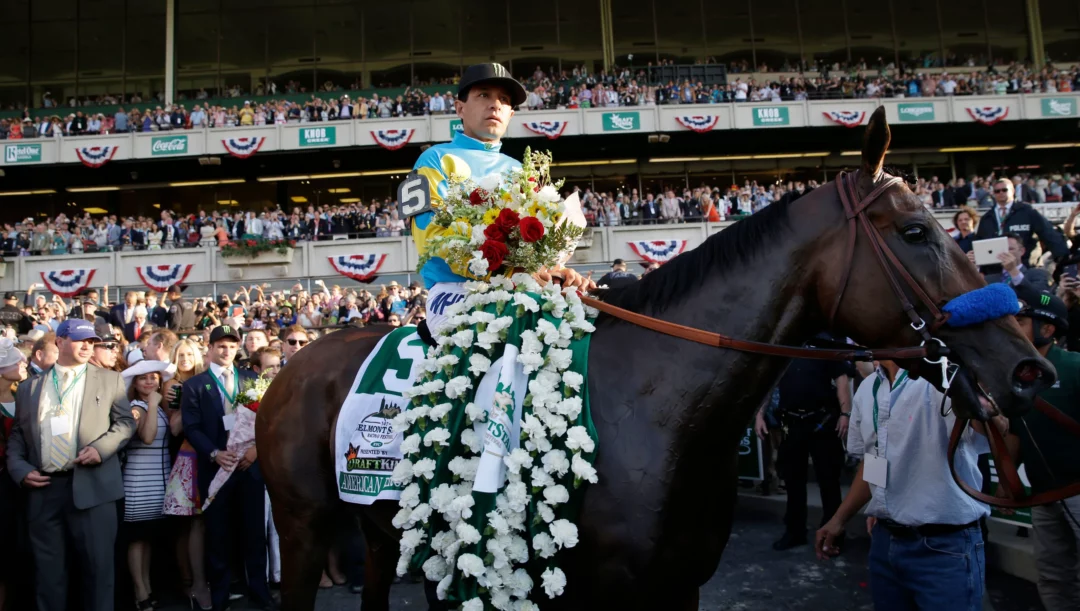 American Pharoah wins the Triple Crown at Belmont