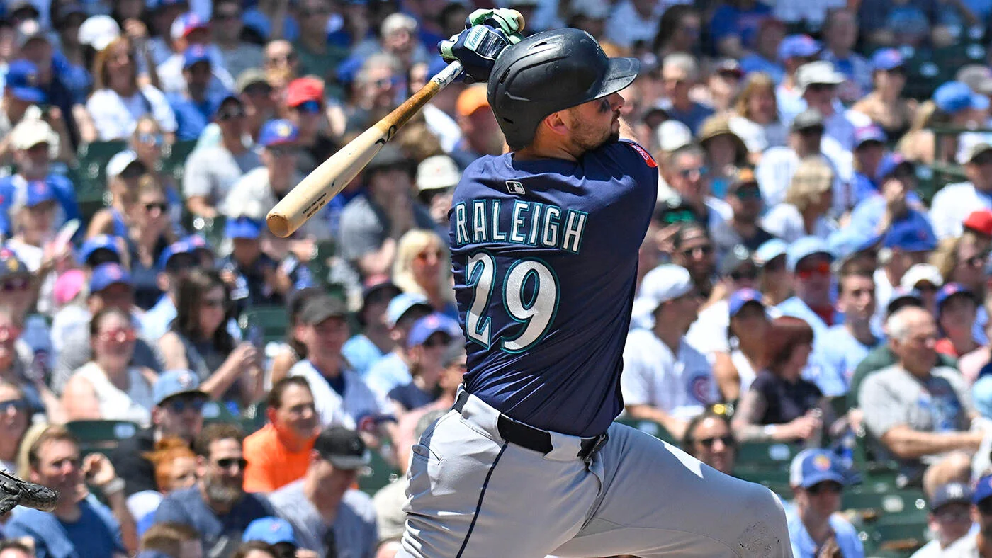 Cal Raleigh and the Mariners take on the Phillies on the road tonight - Mariners Phillies Picks