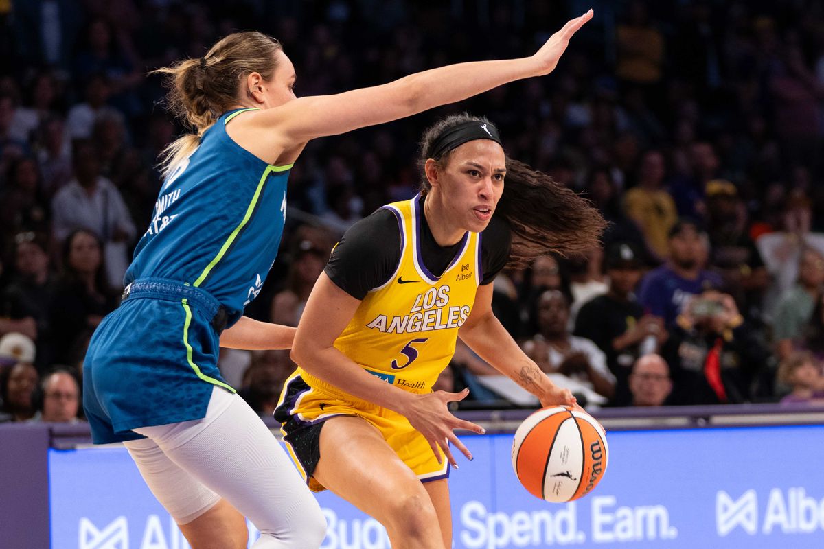 Dearica Hamby and Alanna Smith