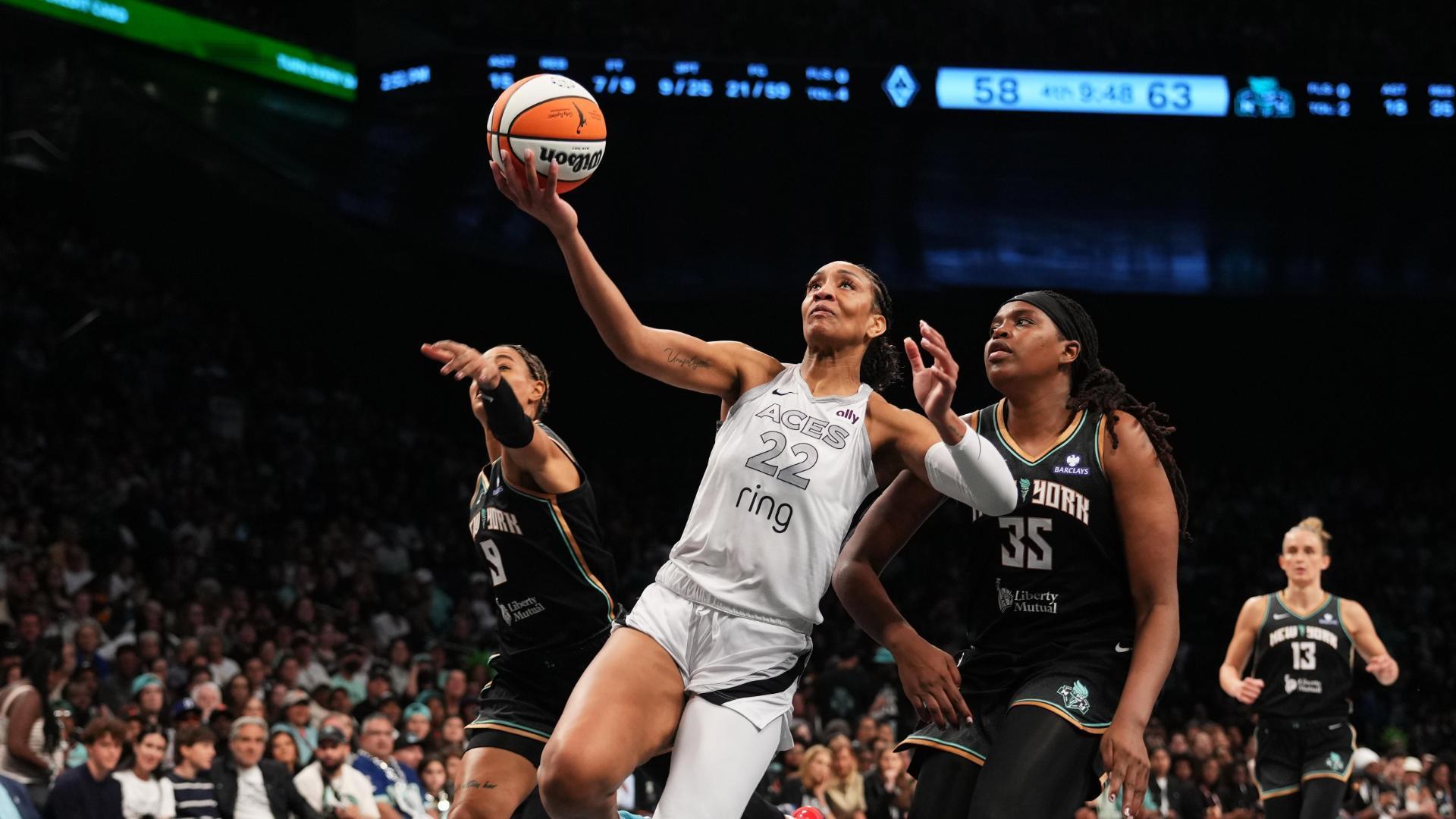 A'ja Wilson and Jonquel Jones