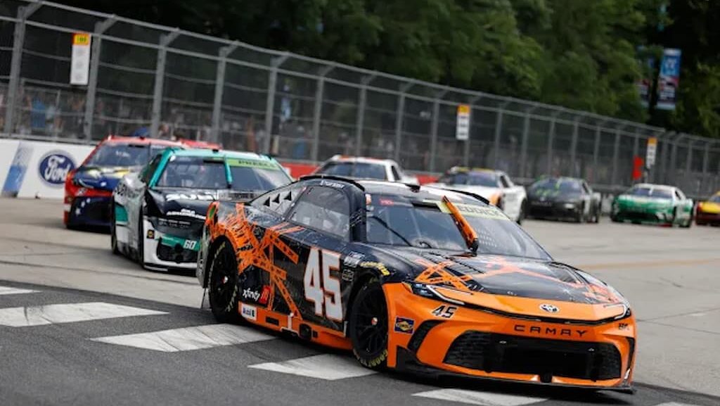 The 23XI Racing No. 45 car of Tyler Reddick - NASCAR In-Season Challenge 2025 Odds & Bracket