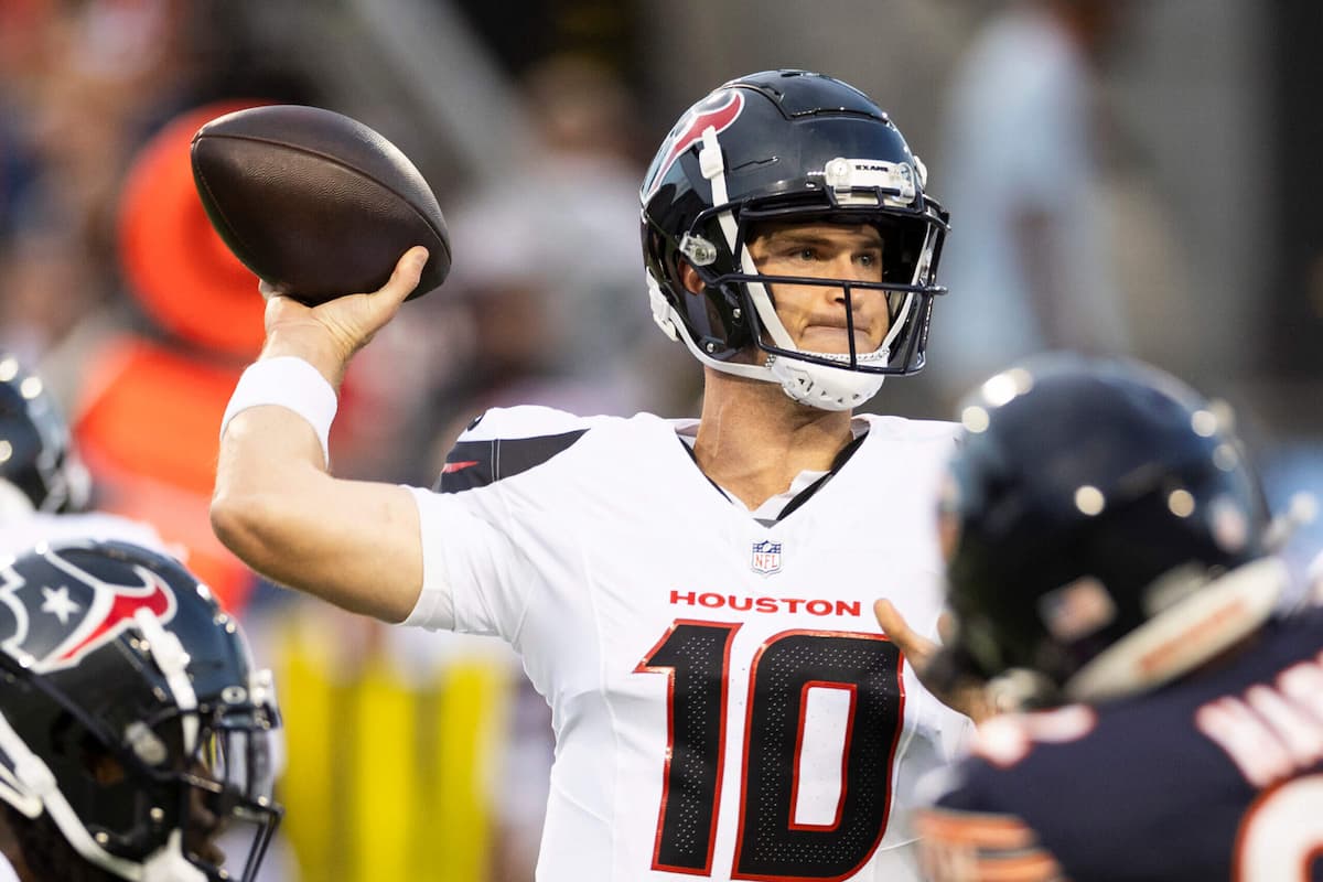 Take a look at this AFC South Matchup in NFL Week 10, with out Houston Texans vs Jacksonville Jaguars preview, picks and props.
