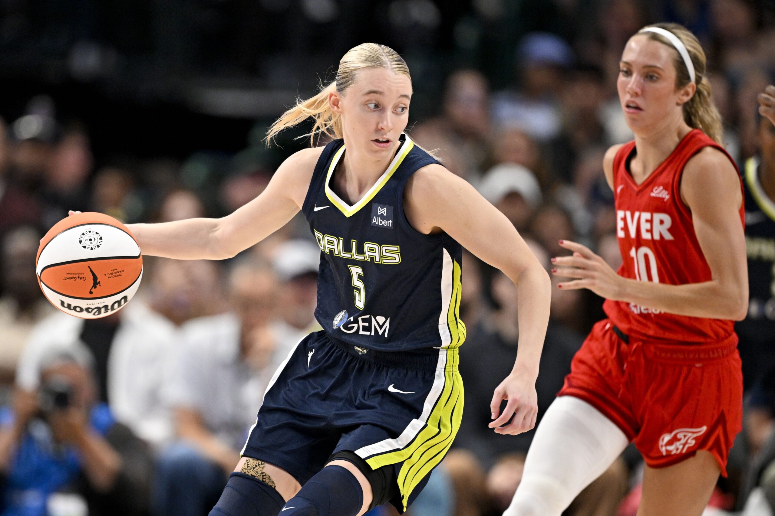 Paige Bueckers and Lexie Hull