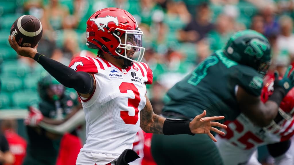 Calgary Stampeders quarterback Vernon Adams Jr.