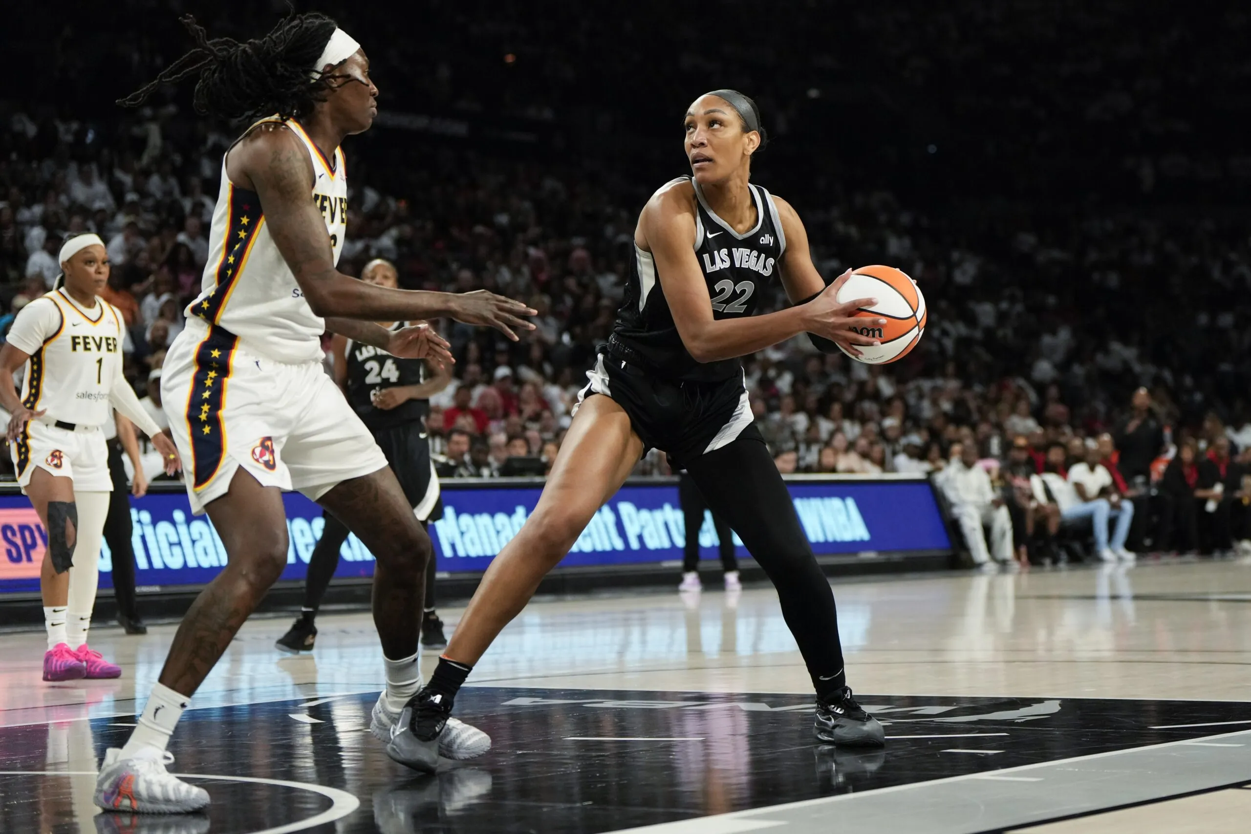 A'ja Wilson and Natasha Howard