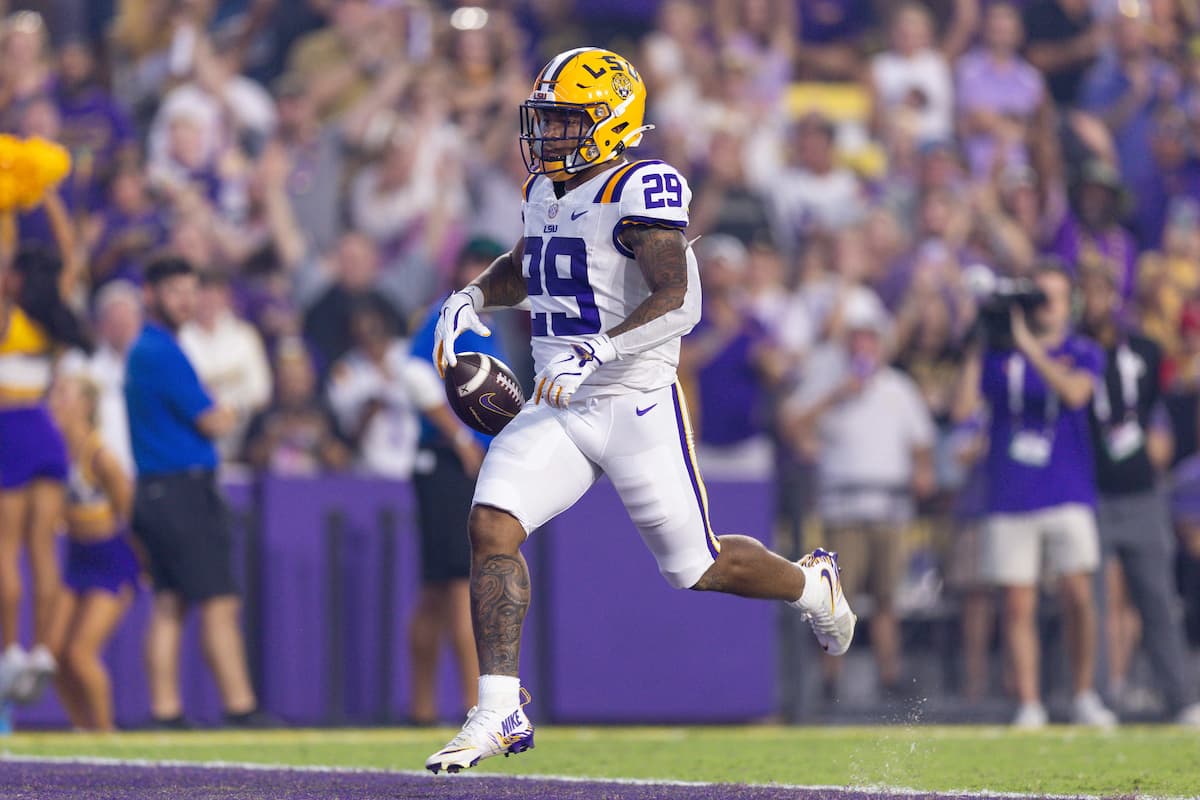 Caden Durham has 103 rushing yards and two touchdowns for LSU this season - Florida LSU Picks