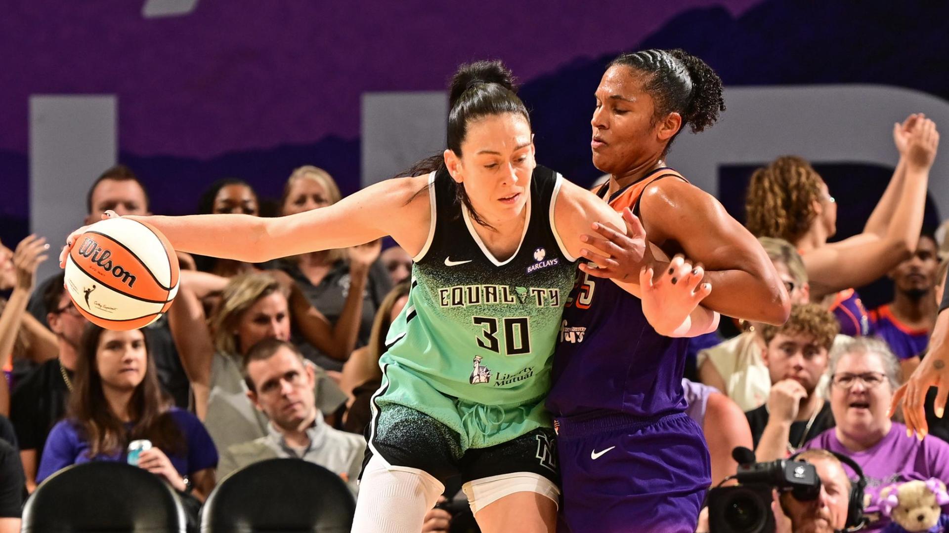 Breanna Stewart and Alyssa Thomas