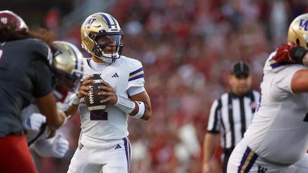 Can Demond Williams redeem himself after losing in last year's Sun Bowl? Boise State Washington Picks