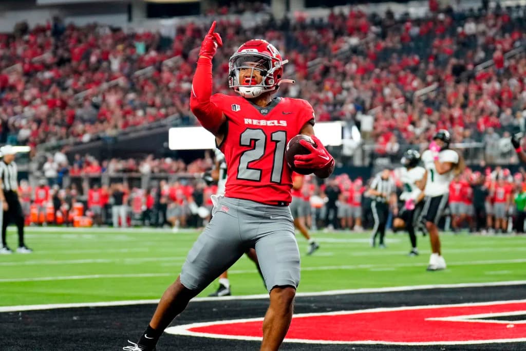 Jacob De Jesus is a threat for any secondary he faces - NCAA Football Player Props