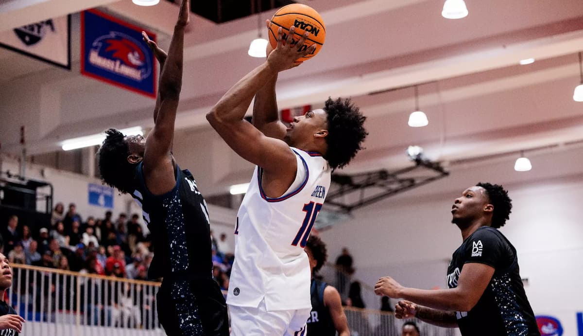 Austin Green had a double double for the River Hawks in his first game for Lowell - NCAA Basketball Picks