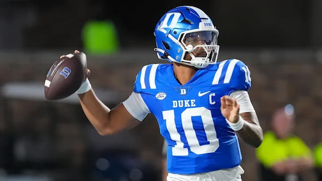 Duke quarterback Darian Mensah - No. 19 Virginia vs. Duke Prediction & Best Bets (11/15/2025)