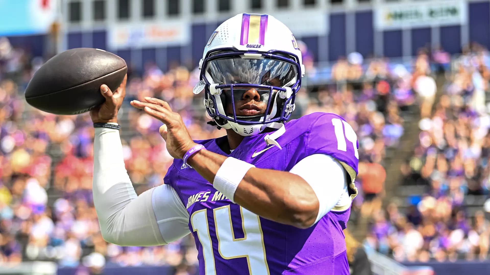 Alonza Barnett has 35 total touchdowns for the Dukes this season - James Madison Oregon Odds