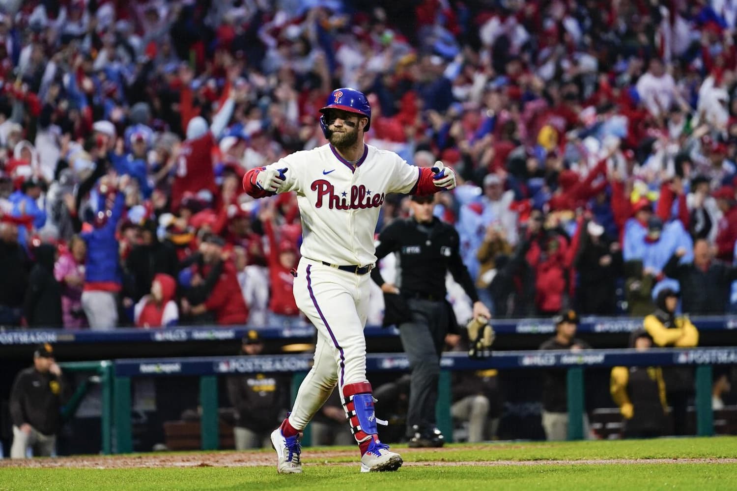 MLB Bets for Sunday, May 24: Can Philly Keep Crushing Lefties?