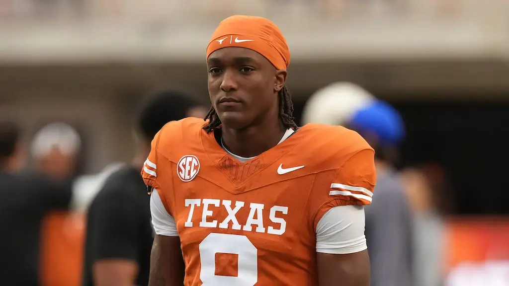 Texas vs. Oklahoma NCAA Football Expert Picks & Predictions (10/10) | Betting News